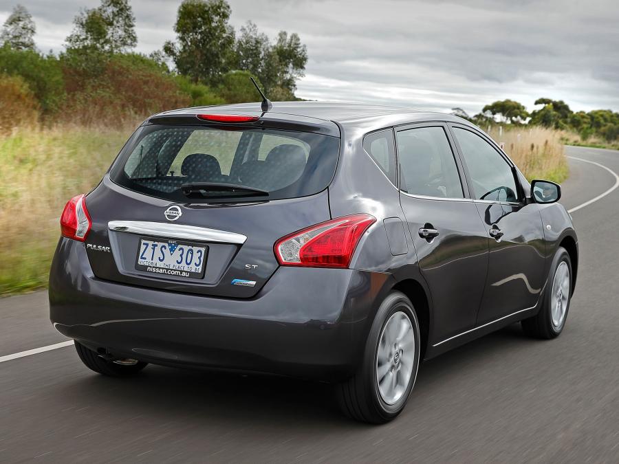  Nissan Pulsar Hatch 2013 года  (AU) (фото 4 из 14)